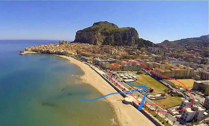 Veduta aerea di Cefalù con l'area di intervento evidenziata