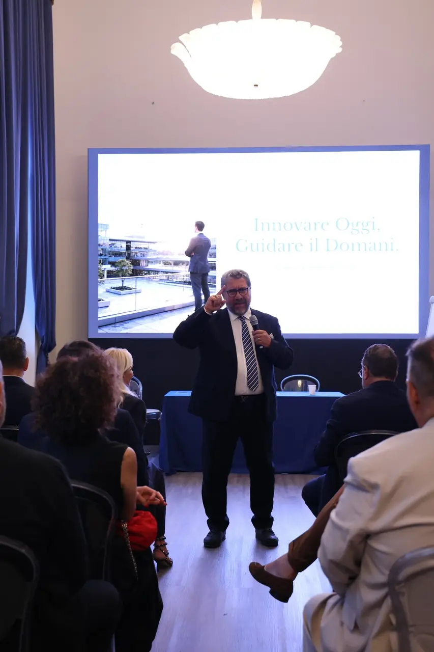 Convention UNICESD Olympo del 18 settembre 2026: innovare oggi, guidare il domani: una delle presentazioni